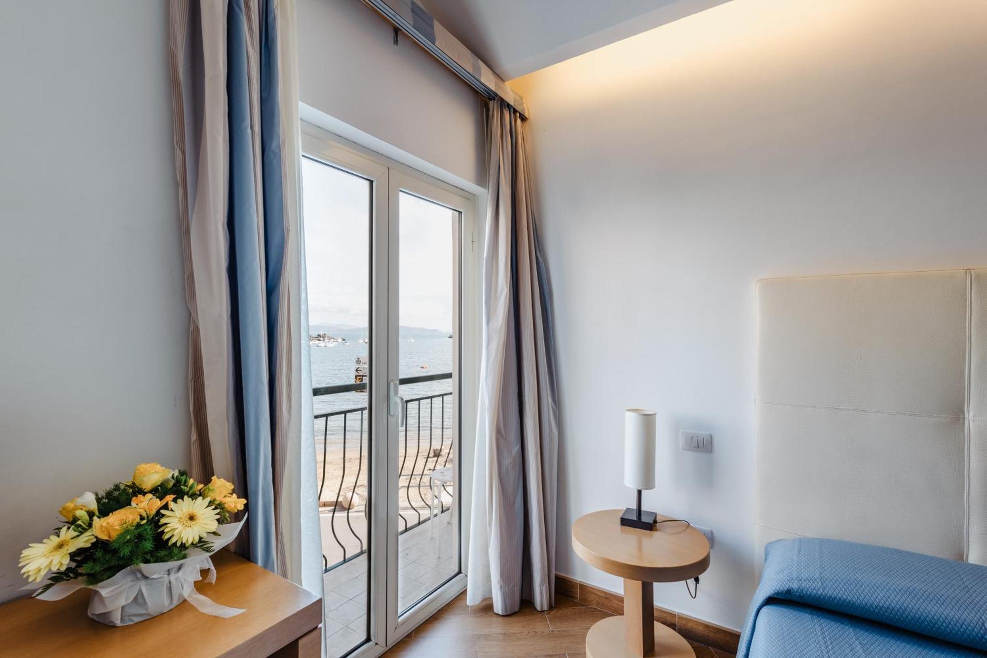Bi Hotel Porto Ercole  Eksteriør bilde