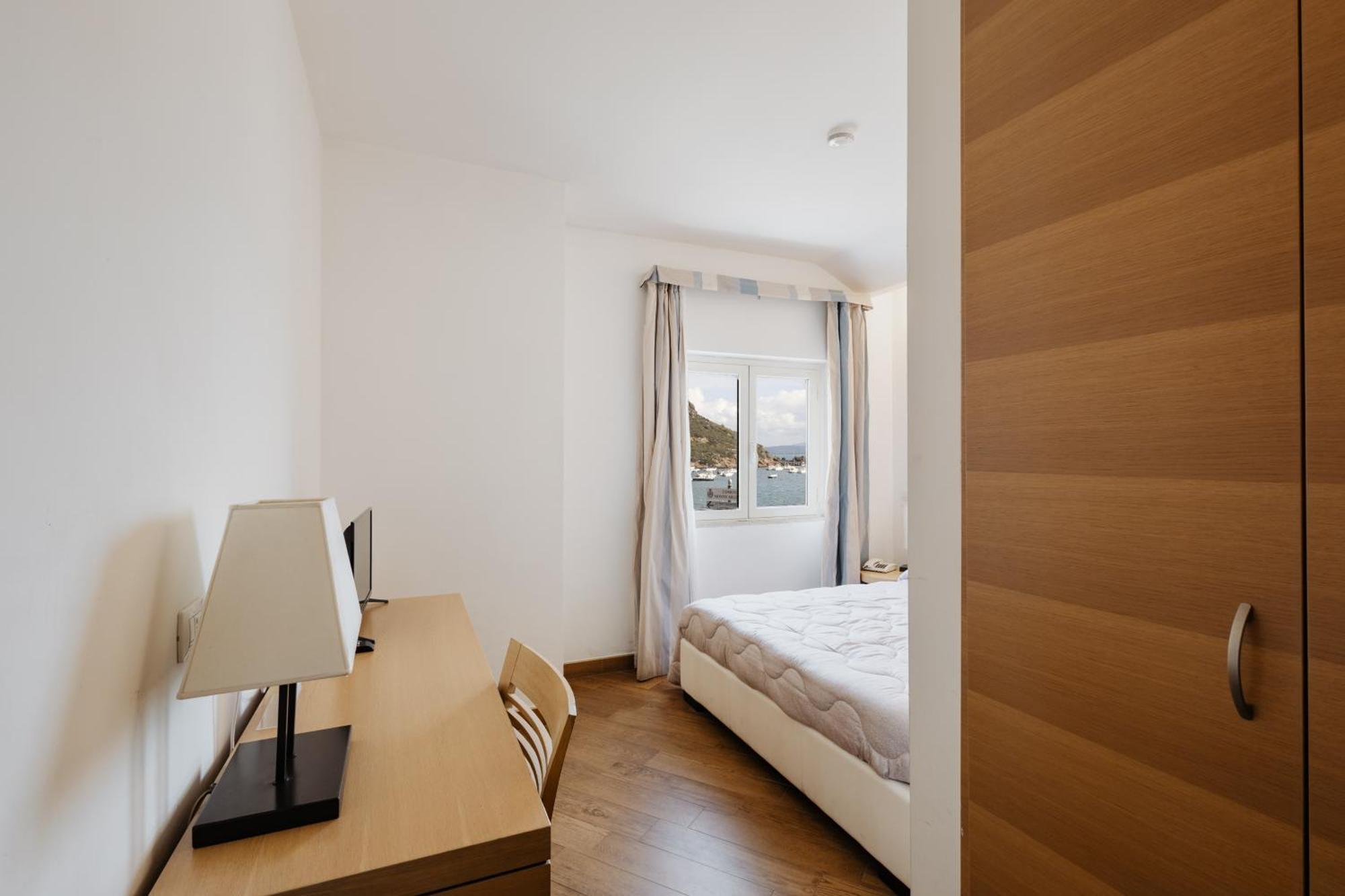 Bi Hotel Porto Ercole  Eksteriør bilde